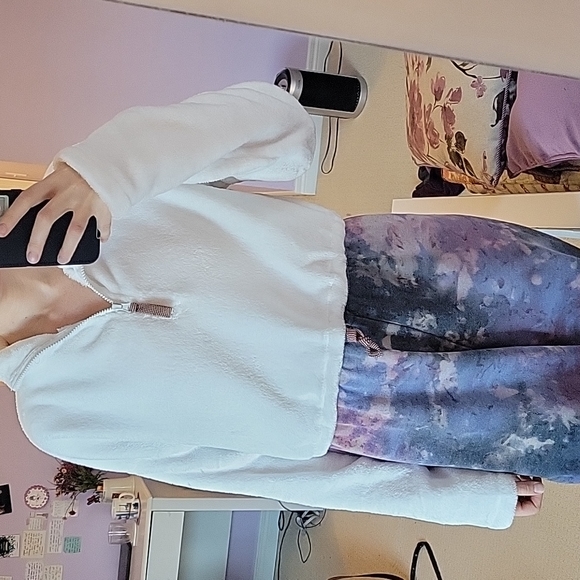 Urban Outfitters White Fluffy half-zip pullover top - Picture 3 of 13